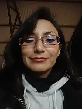 Show de LucyCherry69 na webcam