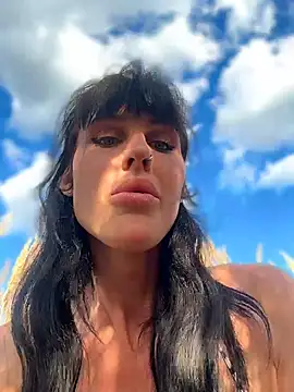 Kamila151 Pertunjukan Webcam