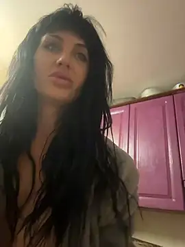 Show modela Kamila151 na web-kameri