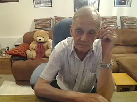 Show modela Ferret7777 na web-kameri