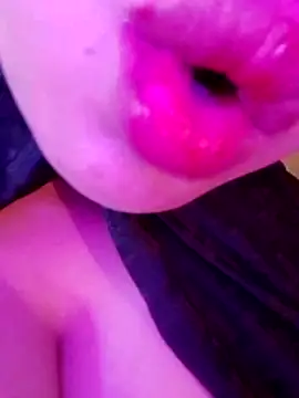 LANA___sexy Adlı Modelin Web Kamerası Şovu