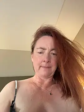 LouiseTswing 现场XXX聊天