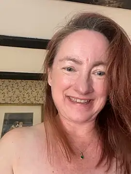 LouiseTswing Webcamshow