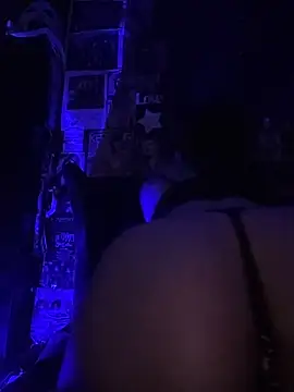 MissMidnightUK 실시간 채팅방