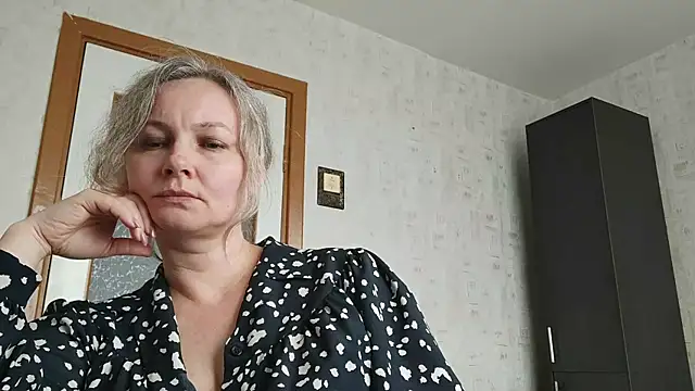 Sala de chat ao vivo de EdithManning