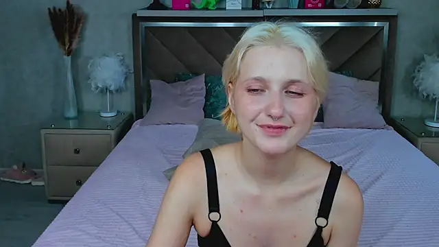 MiaKarlos' Live XXX Chat