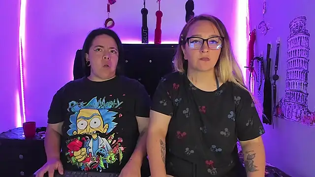 katieeandsharonn: απευθείας συνομιλία ΧΧΧ