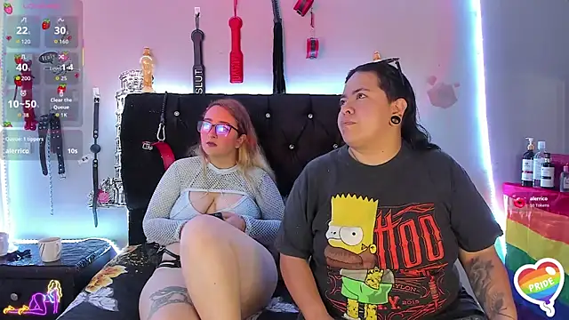 katieeandsharonn's Live XXX Chat