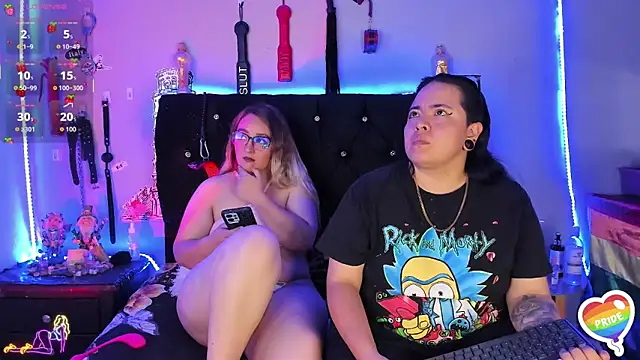katieeandsharonn: онлайн-секс-чат