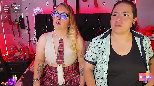 katieeandsharonn's Live XXX Chat