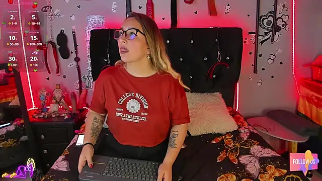 katieeandsharonn Adlı Modelin Canlı XXX Sohbeti