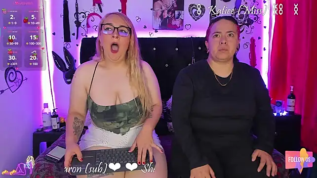 แชท XXX สดของ katieeandsharonn