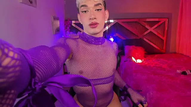 Cherry_zayden_ Show in webcam