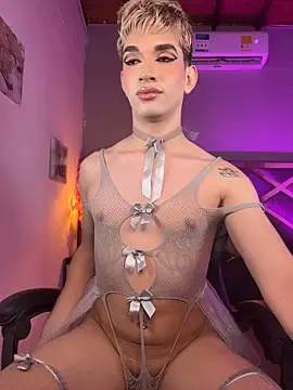 Cherry_zayden_ Шоу с уебкамера