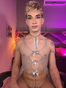 Cherry_zayden_: διαδικτυακό σόου στην κάμερα