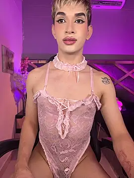 Cherry_zayden_'s Webcam Show