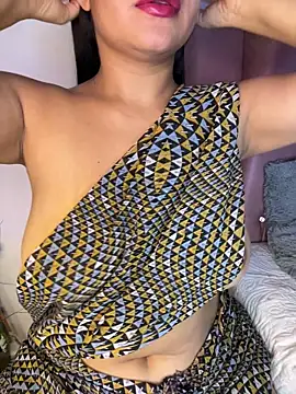 Chat XXX en directo de shara_queen1