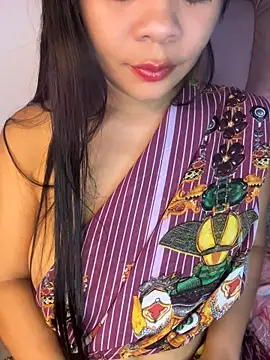 Pokazy przed kamerką – shara_queen1