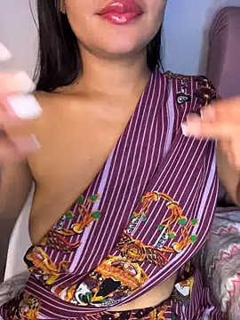 הופעת וובקאם של shara_queen1
