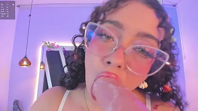 antonelllepiercee – Live XXX-chat