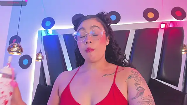 antonelllepiercee Live XXX-Chat