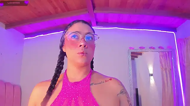 antonelllepiercee Chat XXX in diretta