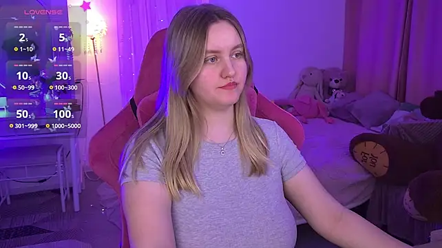 Онлайн чат XXX KellyPoter