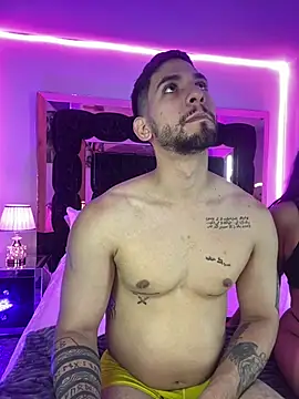 azraelsexyhot: διαδικτυακό σόου στην κάμερα