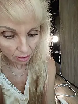 Show de Mila_Lovi na webcam