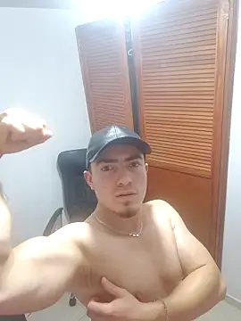 TouchDaddy4: διαδικτυακό σόου στην κάμερα