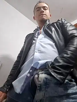 TouchDaddy4 Adlı Modelin Web Kamerası Şovu