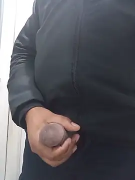 Czat XXX na żywo – Hudsson_Vilascorti