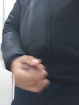 Hudsson_Vilascorti Show in webcam
