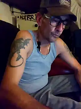 הופעת וובקאם של Pumpndeep