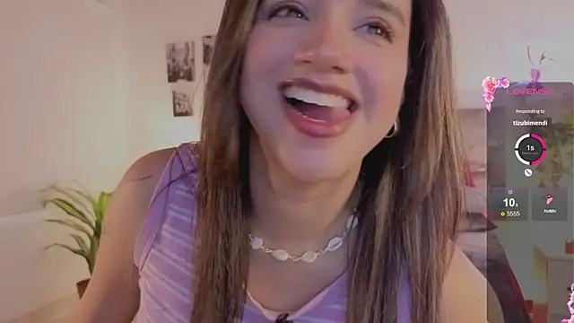 emilyrouxe's Live XXX Chat