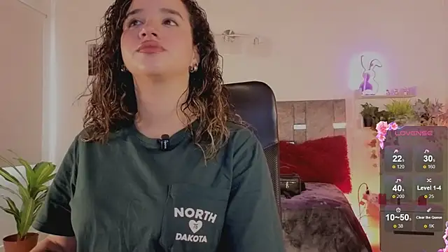 emilyrouxe 现场XXX聊天