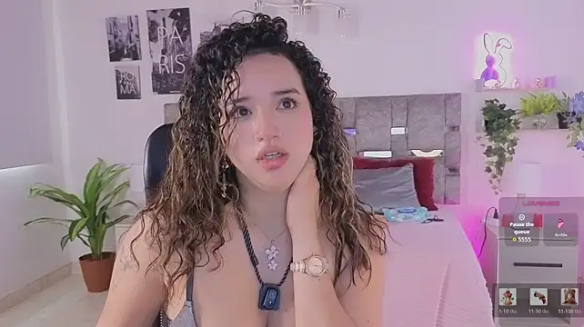 emilyrouxe 在線直播表演
