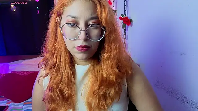 _Moon_Johnson's Live XXX Chat