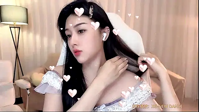 Canbaobao-KK Show in webcam