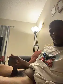 Bbybludiamond7793 Show in webcam