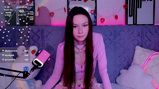 KittiMissi Adlı Modelin Canlı XXX Sohbeti