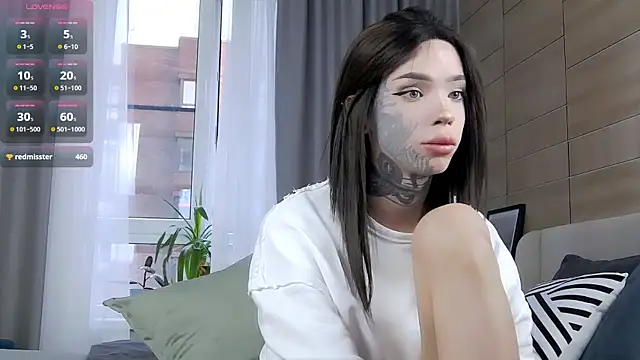 Tanya_M Pertunjukan Webcam