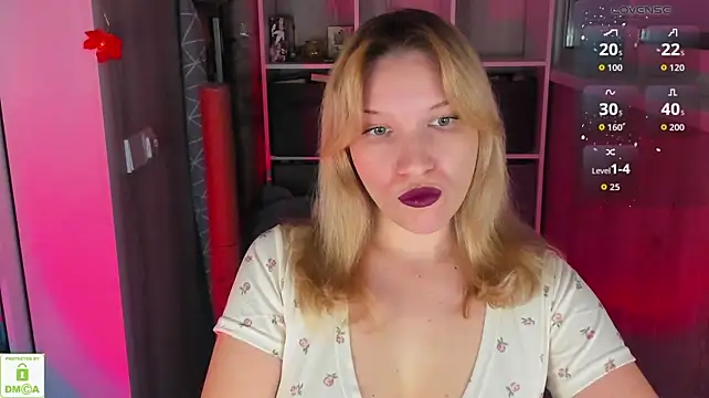 hottie_satan Show in webcam