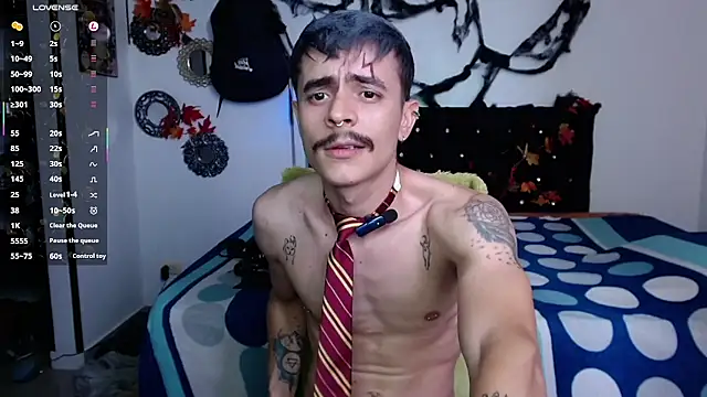 PaleVibes Webcam show