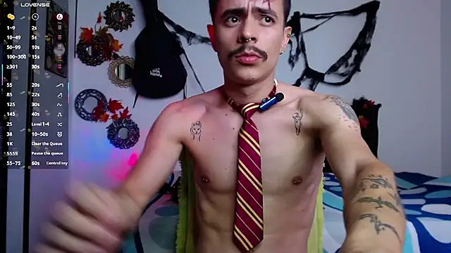 PaleVibes' Webcam Show