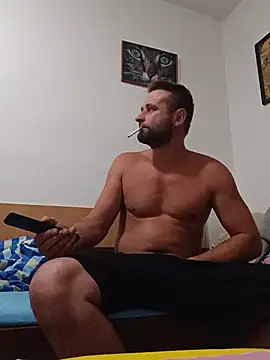 Show modela heroes223e na web-kameri