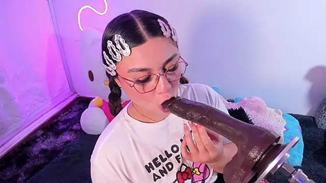 CassieBigass_ webcam show