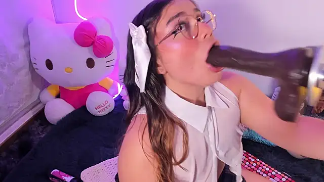 CassieBigass_'s Webcam Show