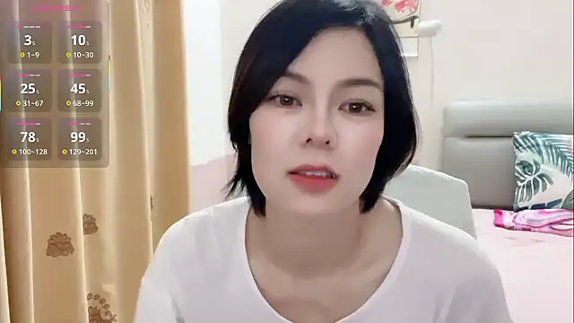 Linda-LL's Webcam Show