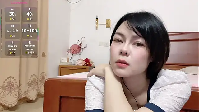 Linda-LL's Live XXX Chat